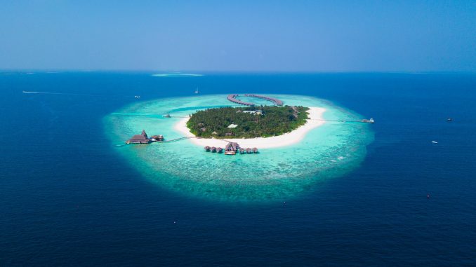 cropped-Isla-Laucala.jpg